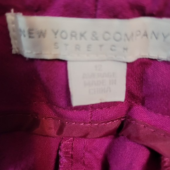 Raspberry color two piece short suit with belt  Jacket size 16, shorts size 12. - Picture 6 of 6